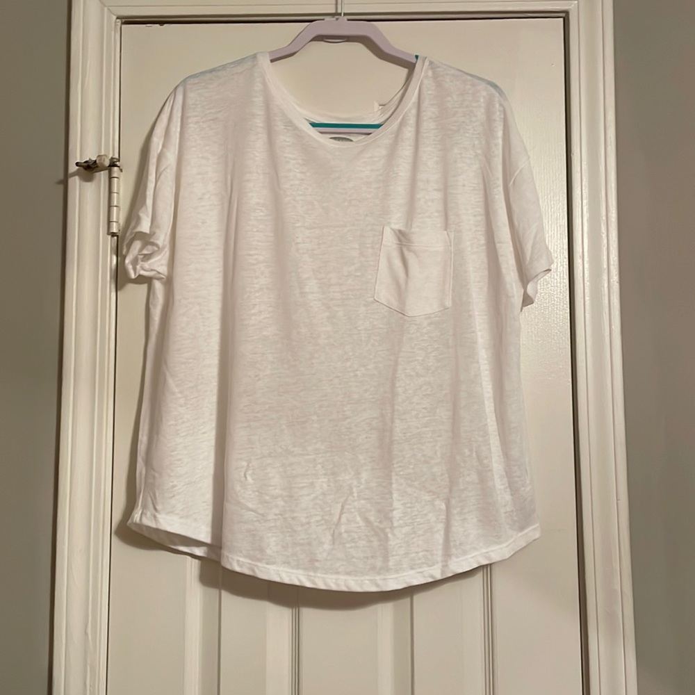 Old Navy White “The Easy Tee” Short Sleeve Shirt w/ Breast Pocket Size XL